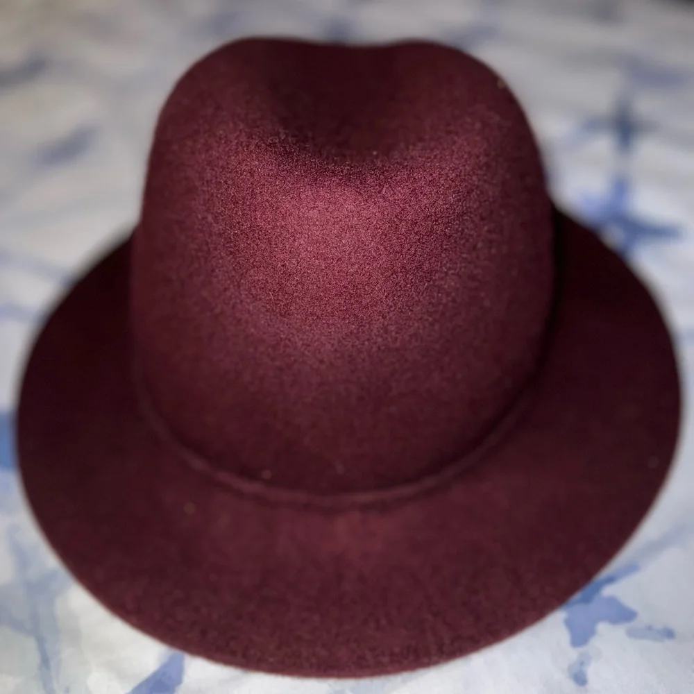 Hat - Picture 3 of 5